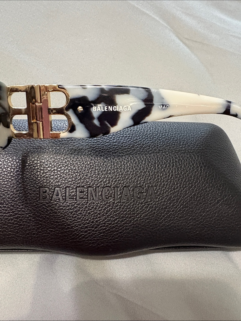 Balenciaga Dynasty Marbled Rectangle Women's Sunglasses - Picture 6 of 6